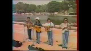 Gipsy Kings live WashingtonCaminando por la calle and Volare [upl. by Holt]