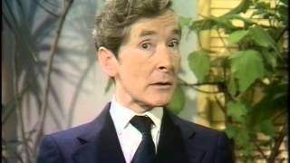 Kenneth Williams  Good Afternoon  1977 [upl. by Eseeryt629]