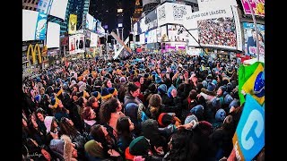 Shwekey Live Times Square NYC 2019 [upl. by Che]