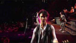 Goodnight amp Goodbye LIVE with Lyrics  Jonas Brothers 3D Concert [upl. by Treb]